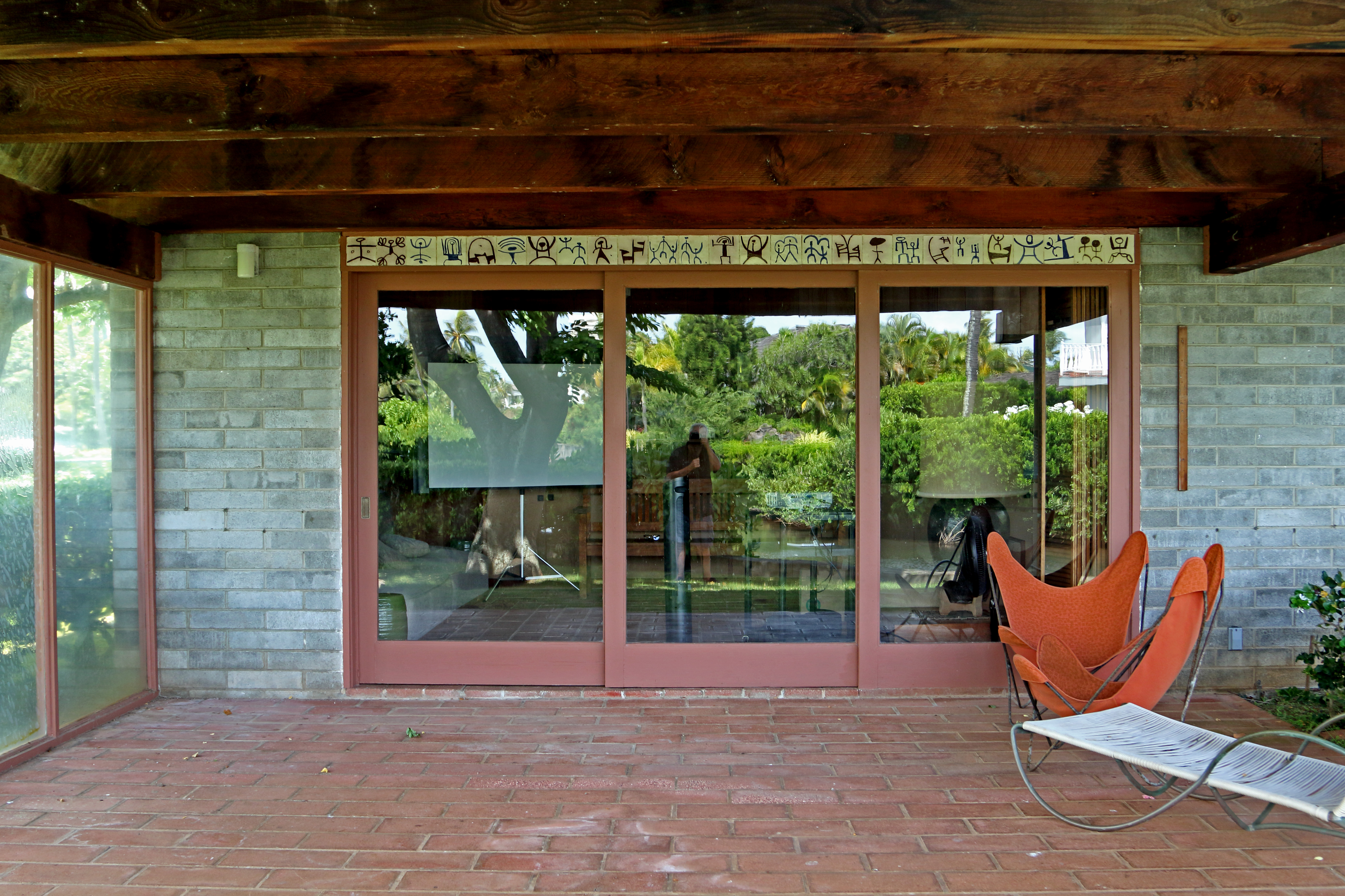 First lanai.  The Jean and Zohmah Charlot House.