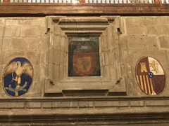 The Shield of the National University of Mexico between the Shield of the Mexican Flag on the left and the Spanish coat of arms on the right in the Salón Iberoamericano.  Jean Charlot.
